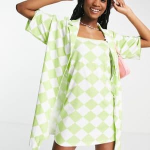 ASOS DESIGN - 2-i-1 skjorte med cami-minikjole i grønt harlequin-print-Multifarvet